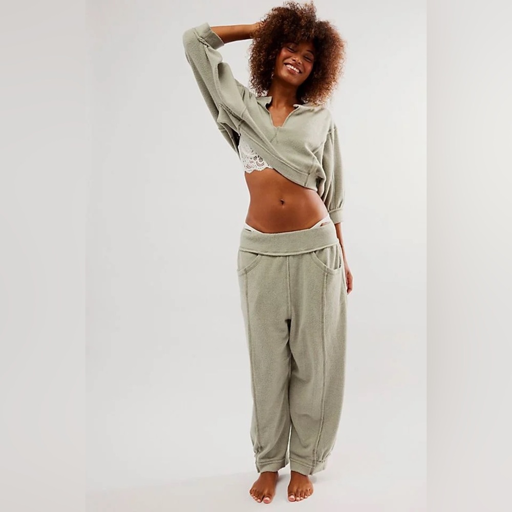 Free People Day Off Set